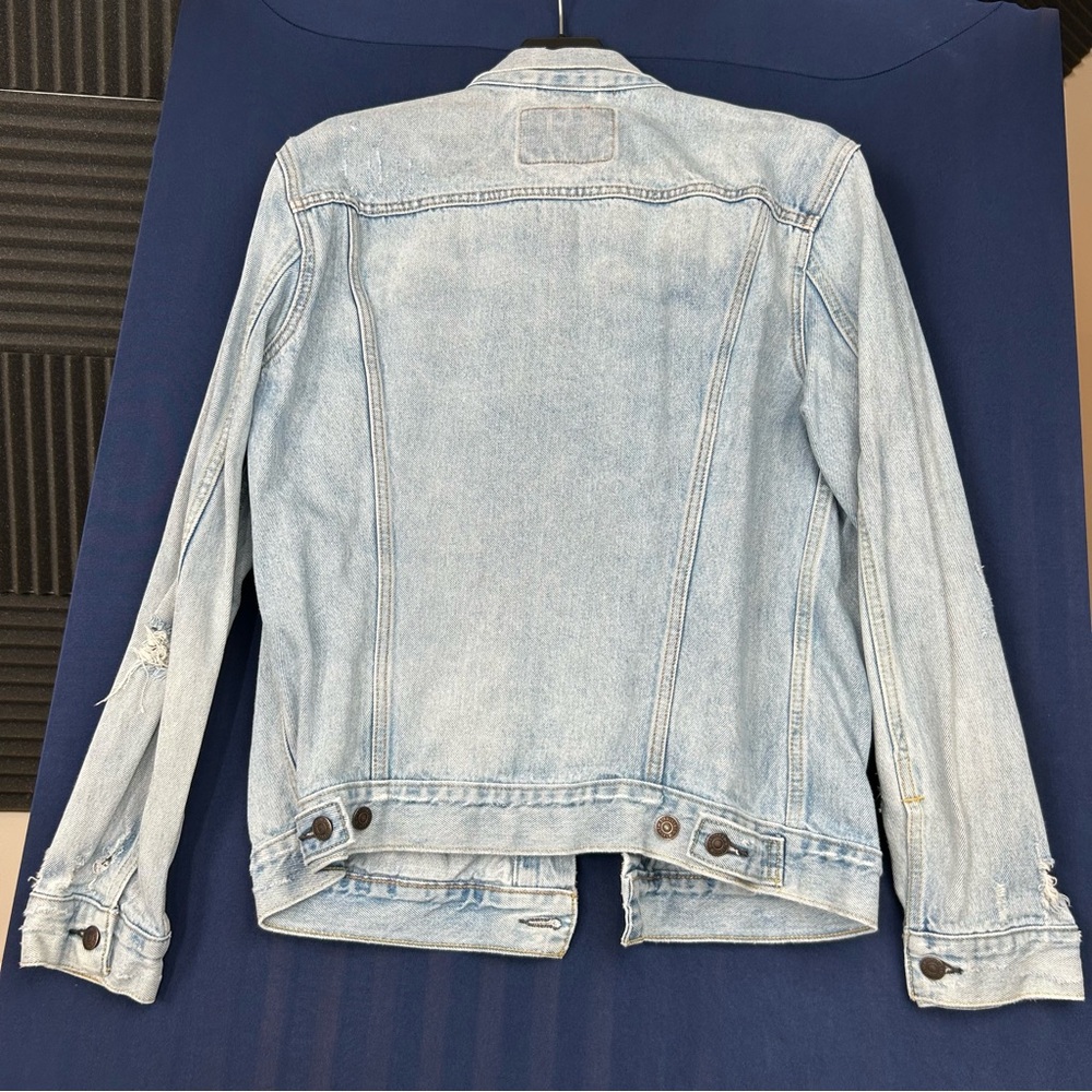 Levi's Men's Blue Denim Classic Jean Jacket Size Large - Picture 8 of 13